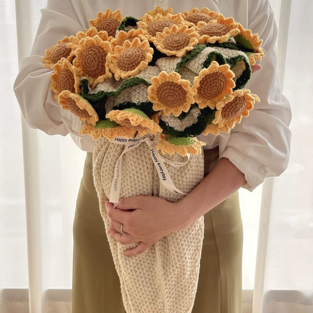 Yual Bouquet Blanket